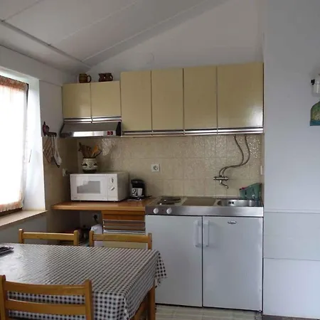 Apartment In Pula/istrien 10835