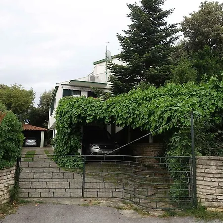 In Pula/istrien 10835 Apartment *