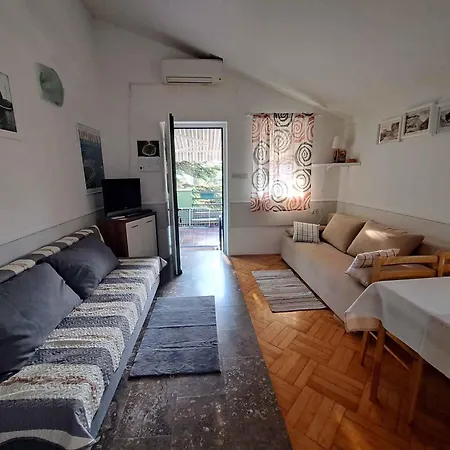 In Pula/istrien 10835 Vintijan